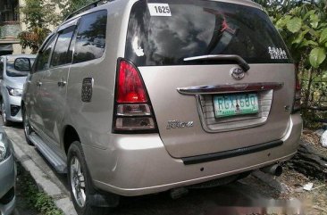 Well-kept Toyota Innova E 2008 for sale