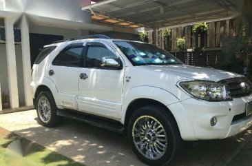 Toyota Fortuner 4*2  model 2010 for sale