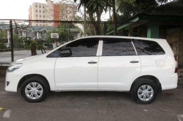 2016 Toyota Innova 2.8 J Manual White for sale