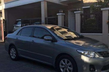 Selling Toyota Corolla Altis 2012 model 