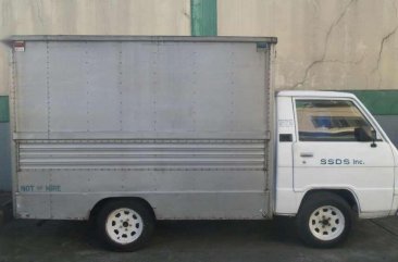 For sale Mitsubishi L300 Delivery Van