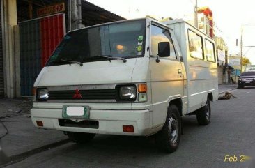 Mitsubishi L300 FB Almazora Body Dual AC Model 2003 for sale