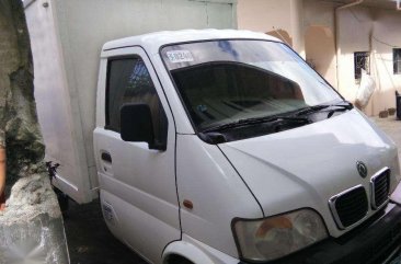 For sale... Isuzu Elf close van dhong fheng 10 feet