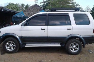 For sale Isuzu Crosswind 2003