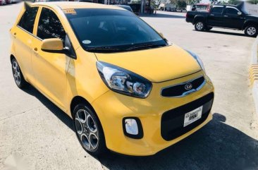 Kia Picanto AT 4km top of the line 2017 for sale