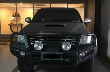 For sale Toyota Hilux 2012 AT Diesel 4x4