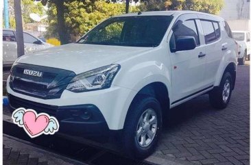 Isuzu MUX 2015 LS MT 2.5L 4x2 for sale