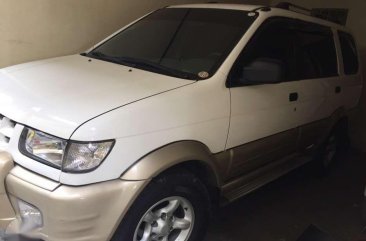 Top of the Line Isuzu Crosswind XUVi 2004 for sale