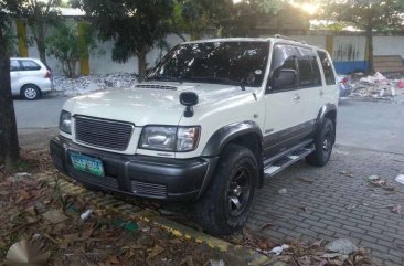 Isuzu Trooper 97 year mdl for sale