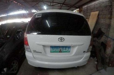 2010 TOYOTA Innova 2.5 J MT for sale