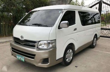 Toyota Hiace Grandia 2012 MT for sale 