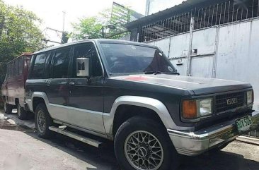 Isuzu Trooper SUV look Pajero and Land Cruiser