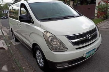 2011 Hyundai Starex GOLD Top of the Line for sale