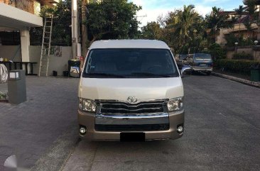 2015 Toyota Hiace Super Grandia AT for sale 