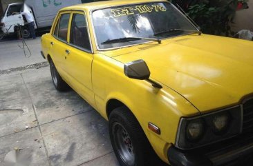 Toyota Corona Manual Sedan Yellow For Sale 