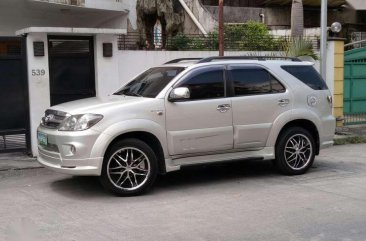 Toyota Fortuner g matic gas 2007 for sale