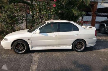 Sedan Mitsubishi Lancer glxi 1997 for sale