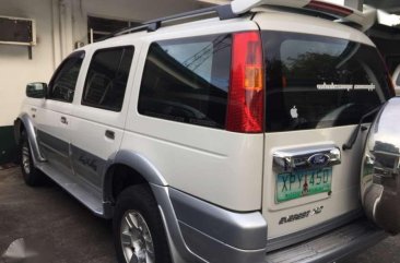 Fresh Ford Everest 2004 AT White SUV For Sale 