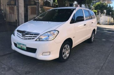 For sale Toyota Innova 2009 j gas 2.0