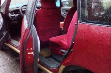 Honda Odyssey 1.6 7-seater Red SUV For Sale 