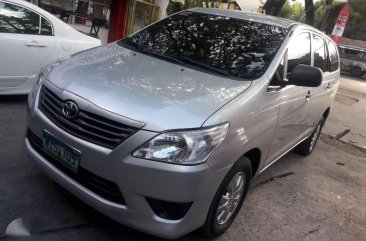 Toyota Innova 2013 model 2014 acquired AT for sale