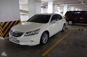 2011 Honda Accord Automatic White For Sale 
