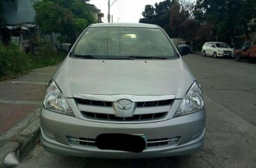 2006 Toyota Innova E MT Diesel Silver For Sale 