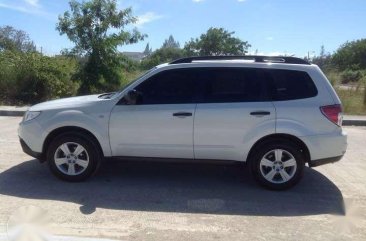 Subaru Forester 2.0X A 2010 White SUV For Sale 