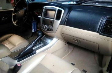 2011 Ford Escape Xlt 4x2 AT Silver For Sale 