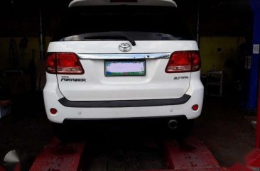 Toyota Fortuner 4X2 WT-i 2.7 2006 White For Sale 
