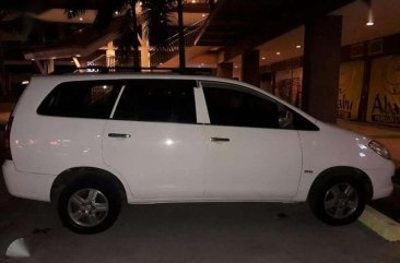 Toyota Innova J 2006 rush sale
