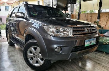 Toyota Fortuner G 2010 for sale 