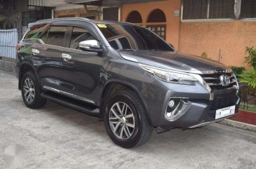 2016 Toyota Fortuner V 4x4 FOR SALR 