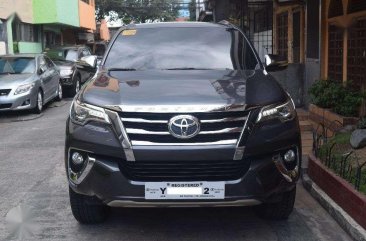 2016 Toyota Fortuner V 4x4 FOR SALR 