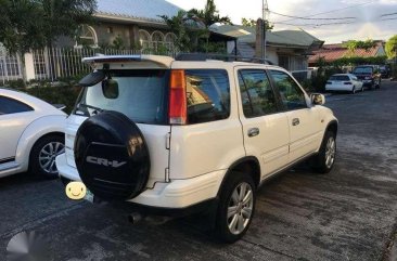 Honda CRV Gen1 2001 MT White For Sale 