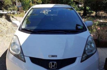 Honda Jazz 2010 WHite HB  Very Fresh For Sale 