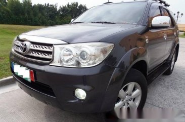 Best buy! Loaded. Toyota Fortuner G Diesel AT 2.5L 2009 for sale