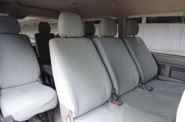 2011 Toyota Hi-ace Grandia GL private for sale