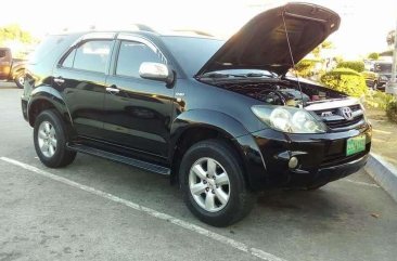 Toyota Fortuner G 2006 Very Fresh Black For Sale 