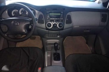 Toyota Innova E 2009 model for sale