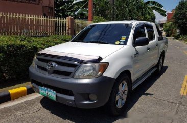 Well-kept Toyota Hilux 2006 for sale