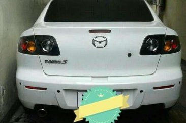 Mazda 3 2009 Matic White Sedan  Very Fresh For Sale 