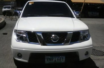 Well-kept Nissan NP300 Navara 2013 for sale