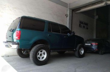 2001 Ford Expedition 4x4 (Blue) and 1997 Ford Expedition 4x4 (Green) for sale