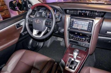 Toyota Fortuner V 2017 Diesel AT Leather Seats Like New All Original for sale