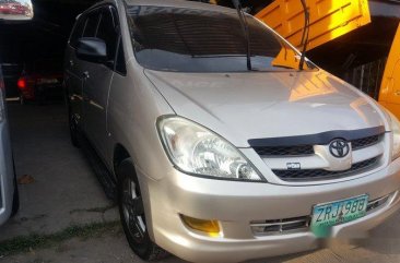 Well-kept Toyota Innova 2009 for sale