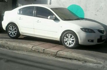 Mazda 3 2009 Matic White Sedan  Very Fresh For Sale 