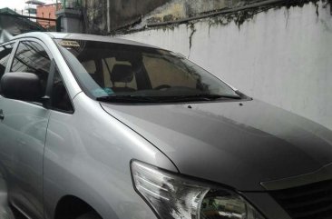 For sale 2013 Toyota Innova E