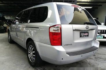 Well-kept Kia Carnival 2012 for sale