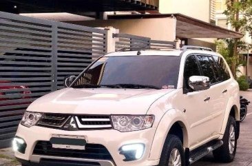 Rush sale!! Mitsubishi Montero GLS V 2015